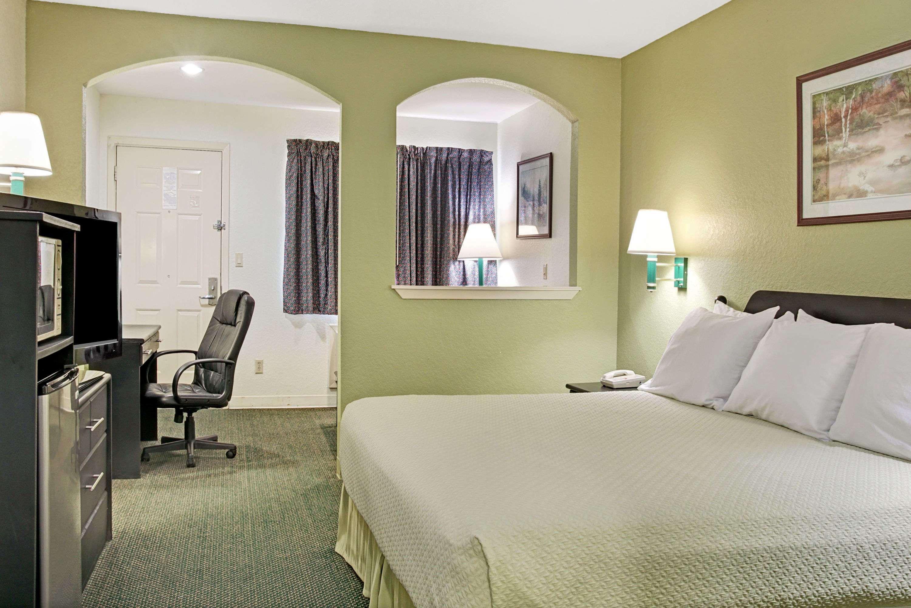 Days Inn By Wyndham El Campo Tx Esterno foto